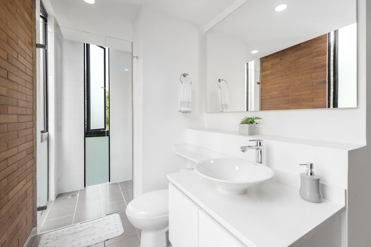 Super Apartamento En Laureles Medellín Eksteriør billede